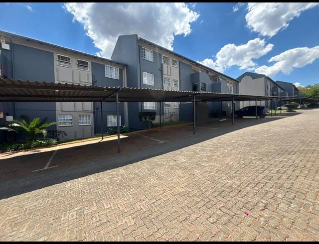 3 BEDROOM APARTMENT FOR SALE IN WELTEVREDEN PARK